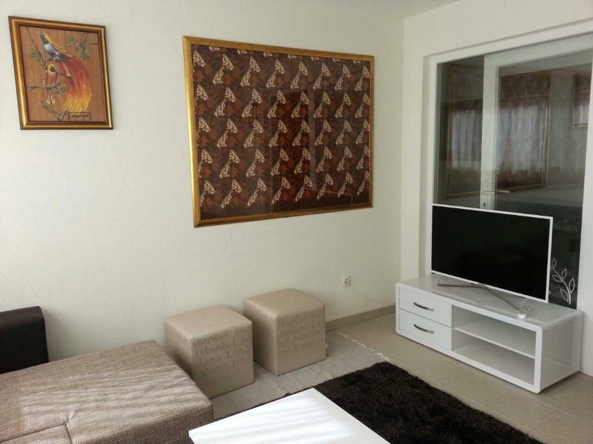 Kartini Apartment